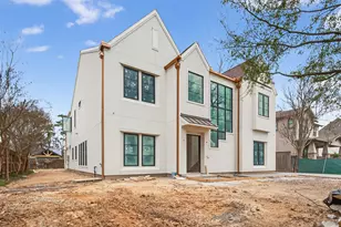 316 W 30th St, Houston, TX 77018 - Photo 3