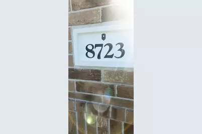 8723 W Crescent Lake Circle, Baytown, TX 77521 - Photo 3
