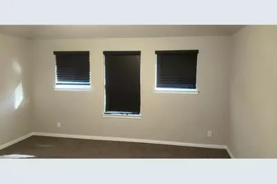 8723 W Crescent Lake Circle, Baytown, TX 77521 - Photo 21