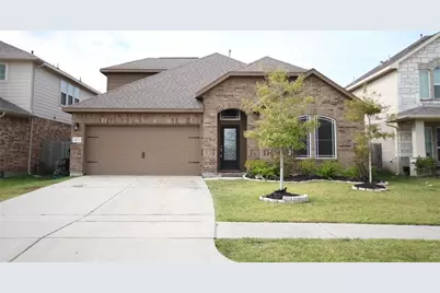 8723 W Crescent Lake Circle, Baytown, TX 77521 - Photo 1