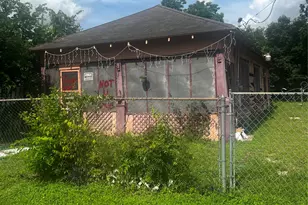 1718 Pannell St, Houston, TX 77020 - Photo 3