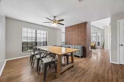 6915 Redwood Falls Drive, Pasadena, TX 77505 - Photo 13