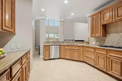 2904 Grand Shore Court, League City, TX 77573 - Photo 9