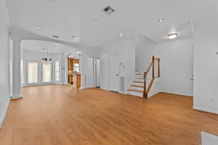 3300 Bellefontaine St, Houston, TX 77025 - Photo 3