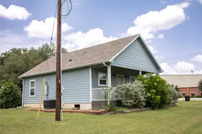 515 N Colorado Street, Burton, TX 77835 - Photo 29