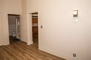 515 N Colorado St, Burton, TX 77835 - Photo 23