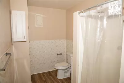 515 N Colorado Street, Burton, TX 77835 - Photo 27