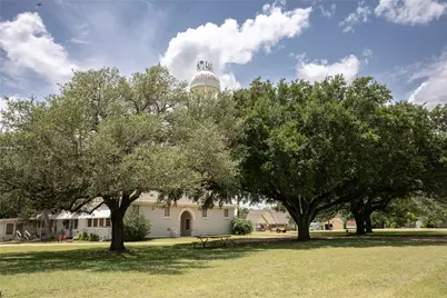 515 N Colorado Street, Burton, TX 77835 - Photo 11