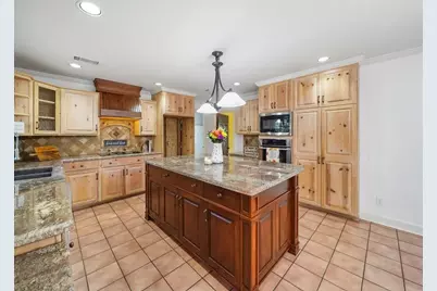 2111 Diane Street, Pinehurst, TX 77362 - Photo 3