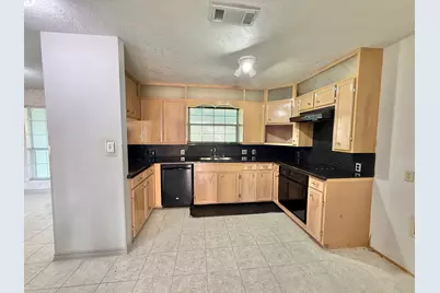 1804 Avenue M, Nederland, TX 77627 - Photo 9