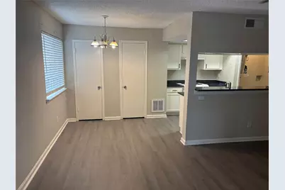 5650 Birchmont Drive #B, Houston, TX 77091 - Photo 5