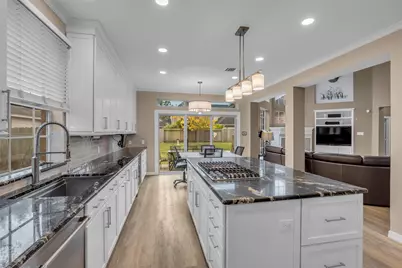 4306 Towering Oak Court, Houston, TX 77059 - Photo 15