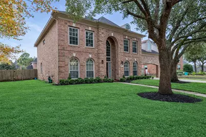 4306 Towering Oak Court, Houston, TX 77059 - Photo 3
