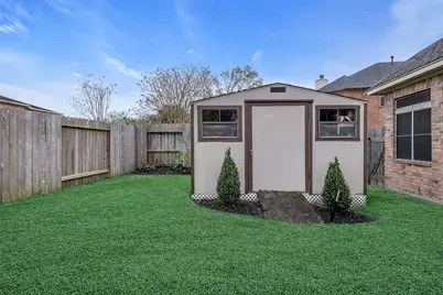 4306 Towering Oak Court, Houston, TX 77059 - Photo 41