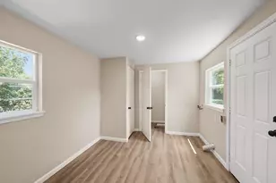 8771 Josie St, Houston, TX 77029 - Photo 11