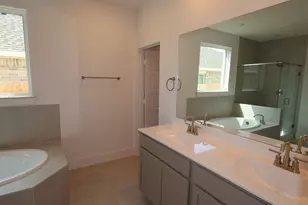 21402 Villa Spruce Ln, Tomball, TX 77377 - Photo 13