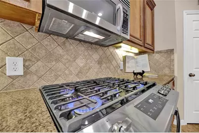 13610 Popes Creek Lane, Houston, TX 77044 - Photo 13