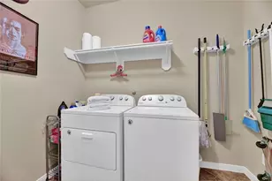 13610 Popes Creek Ln, Houston, TX 77044 - Photo 25