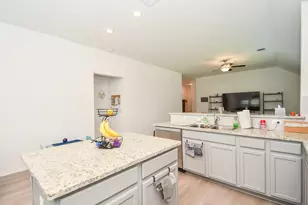 3526 Britton Burrow Way, Richmond, TX 77406 - Photo 7