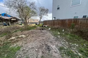 3016 McIlhenny St, Houston, TX 77004 - Photo 5