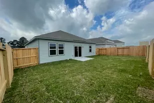 31106 Gayle Prairie Oaks St, Waller, TX 77484 - Photo 11