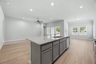 3919 Sugardale St, Baytown, TX 77521 - Photo 9