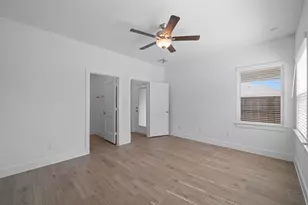 5230 Big Dipper Dr, Rosharon, TX 77583 - Photo 9