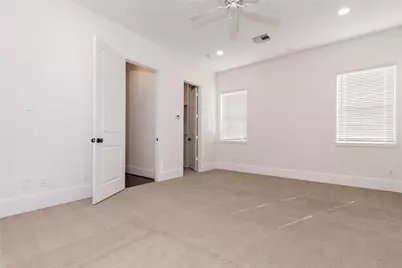 3821 N Braeswood Boulevard #E, Houston, TX 77025 - Photo 9