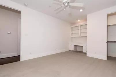 3821 N Braeswood Boulevard #E, Houston, TX 77025 - Photo 3