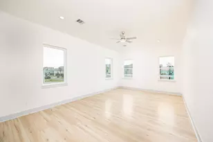 3261 Pirates Cove, Crystal Beach, TX 77650 - Photo 7