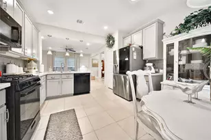 315 Calamint Dr, Crosby, TX 77532 - Photo 9