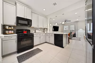 315 Calamint Drive, Crosby, TX 77532 - Photo 9