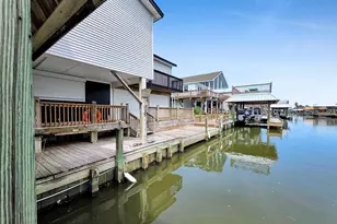 1208 Boyt Rd, Crystal Beach, TX 77650 - Photo 17