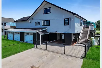 1208 Boyt Road, Crystal Beach, TX 77650 - Photo 5