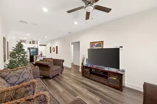 1035 Junell St, Houston, TX 77088 - Photo 3