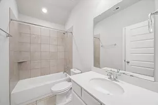 10008 Deussen Ln, Texas City, TX 77591 - Photo 19