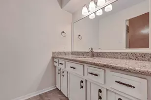 17 Wishbonebush Rd, The Woodlands, TX 77380 - Photo 7