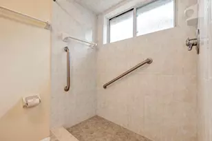 17 Wishbonebush Rd, The Woodlands, TX 77380 - Photo 9