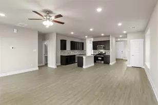 4063 Colony Riv Rock Blvd, Pinehurst, TX 77362 - Photo 5