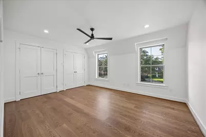 620 Stoneleigh Drive, Houston, TX 77079 - Photo 29