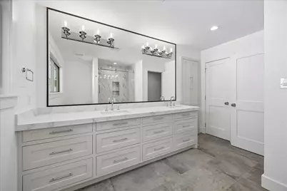 620 Stoneleigh Drive, Houston, TX 77079 - Photo 25