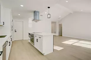 6015 Spellman Rd, Houston, TX 77096 - Photo 17