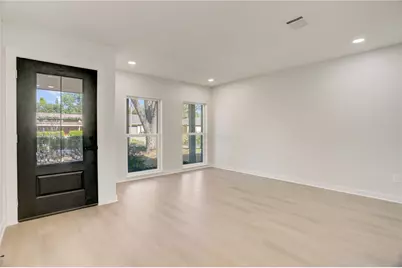 6015 Spellman Road, Houston, TX 77096 - Photo 5