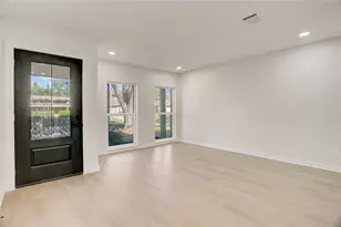 6015 Spellman Rd, Houston, TX 77096 - Photo 5