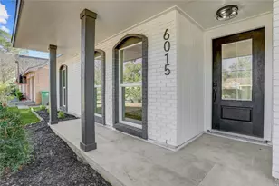 6015 Spellman Rd, Houston, TX 77096 - Photo 3