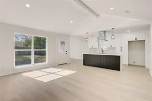 6015 Spellman Rd, Houston, TX 77096 - Photo 7