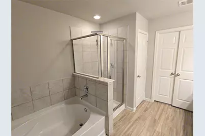 6543 Castle Loch Court, Houston, TX 77048 - Photo 9