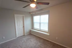 6543 Castle Loch Ct, Houston, TX 77048 - Photo 11