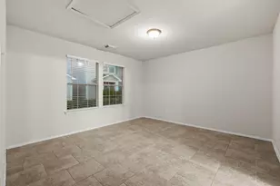 1617 Nichole Woods Dr, Houston, TX 77047 - Photo 17