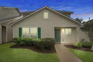 1617 Nichole Woods Dr, Houston, TX 77047 - Photo 1